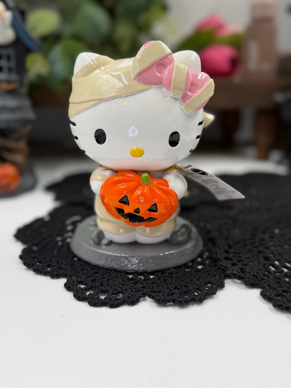 2026 Hello Kitty Halloween Mummy Pumpkin Figurine Sanrio Spooky Decor